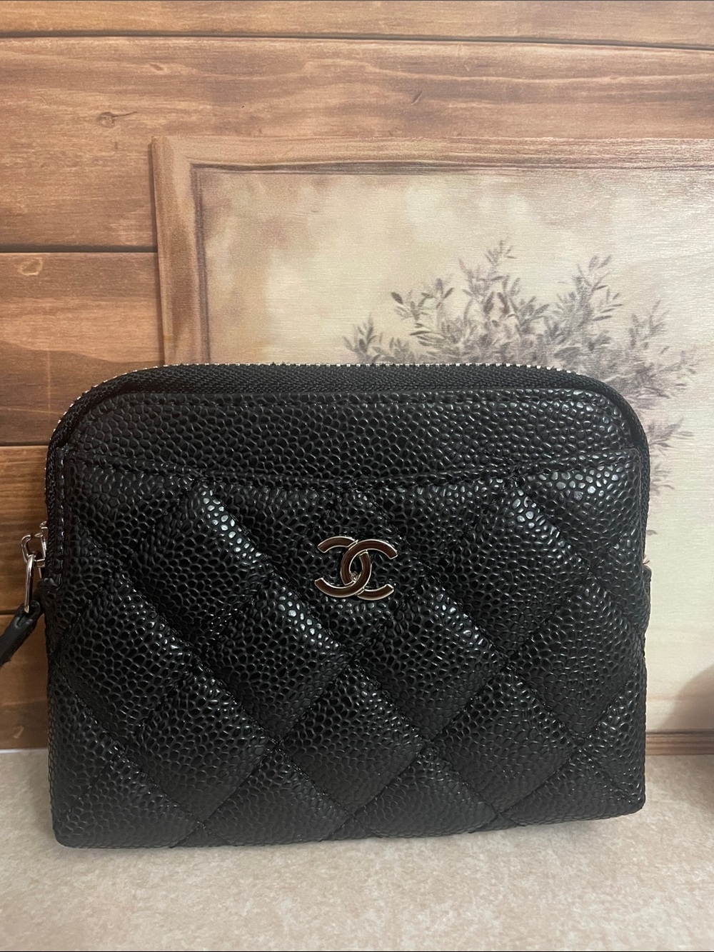 Pre-owned  Black Quilted Zip Wallet- Classic Caviar Leather